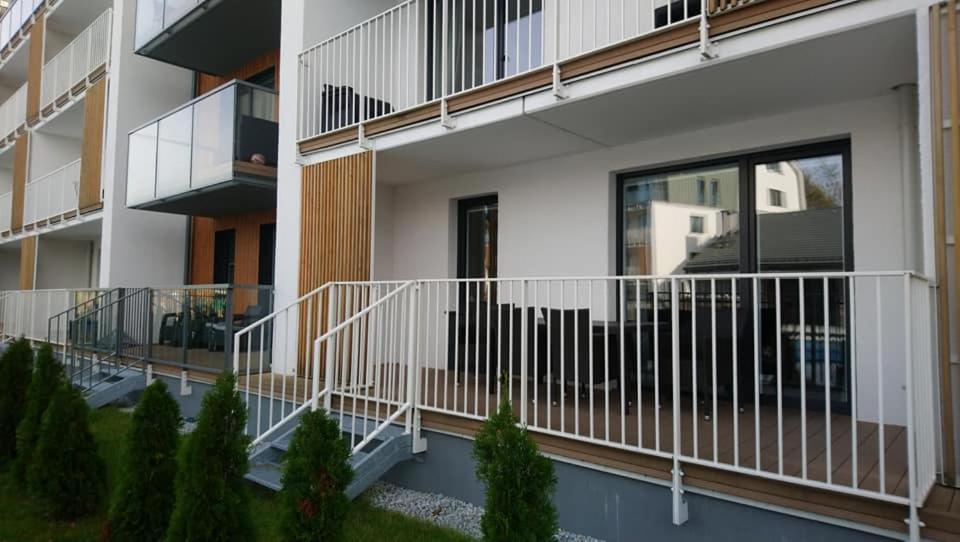 Apartament 4 Seasons- Basen Wewnetrzny,Jacuzzi,Sauna,Silownia I Kulkoland W Cenie!!! Kołobrzeg Buitenkant foto