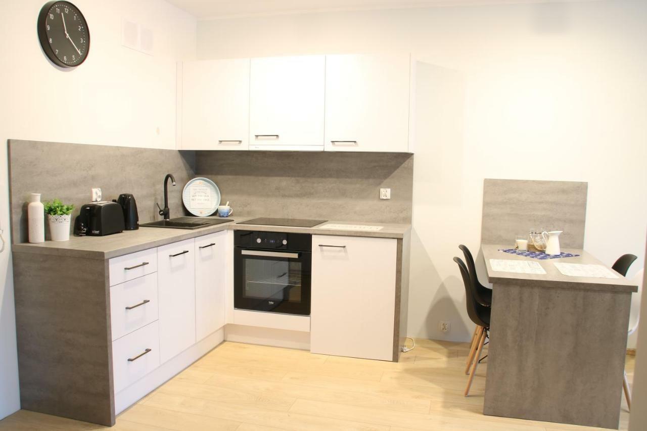 Apartament 4 Seasons- Basen Wewnetrzny,Jacuzzi,Sauna,Silownia I Kulkoland W Cenie!!! Kołobrzeg Buitenkant foto